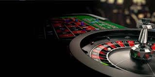 Antarmuka permainan Starburst di platform ten toto dengan grid lima gulungan dan simbol berwarna cerah